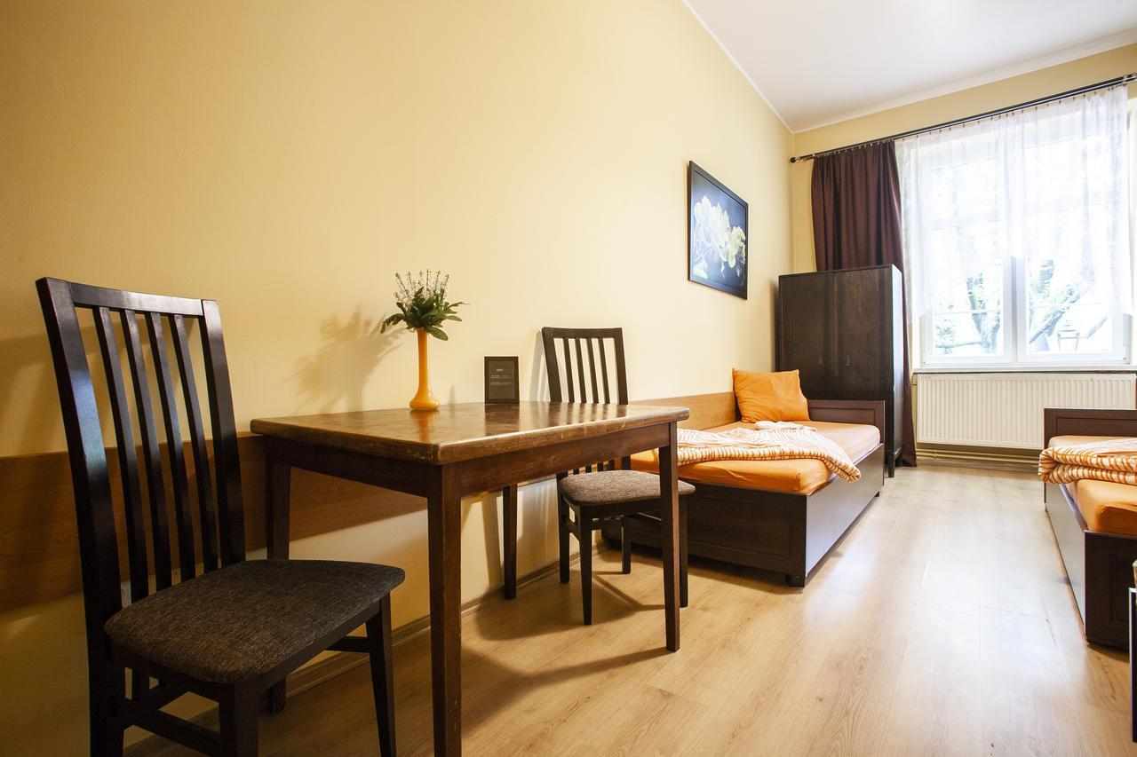Momotown Privates Bed and Breakfast Krakau Buitenkant foto