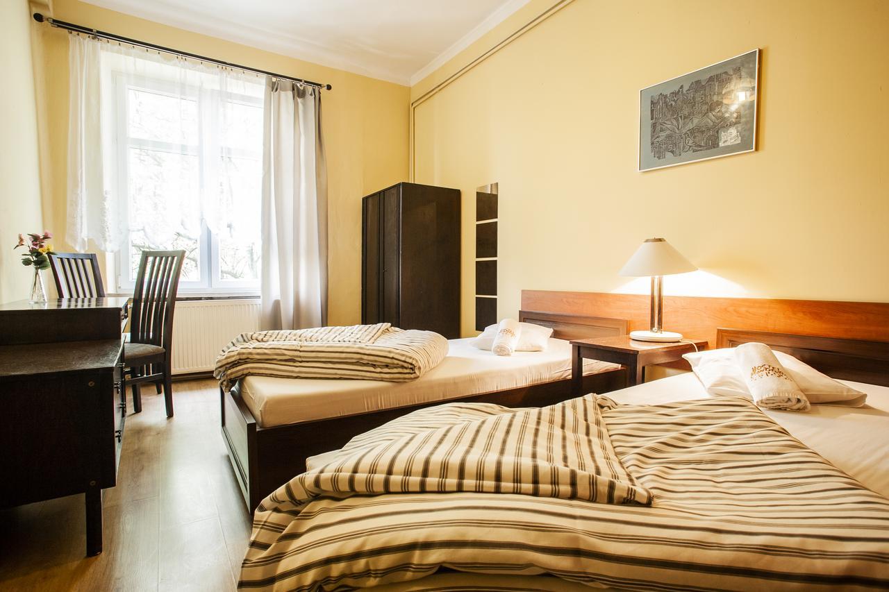 Momotown Privates Bed and Breakfast Krakau Buitenkant foto